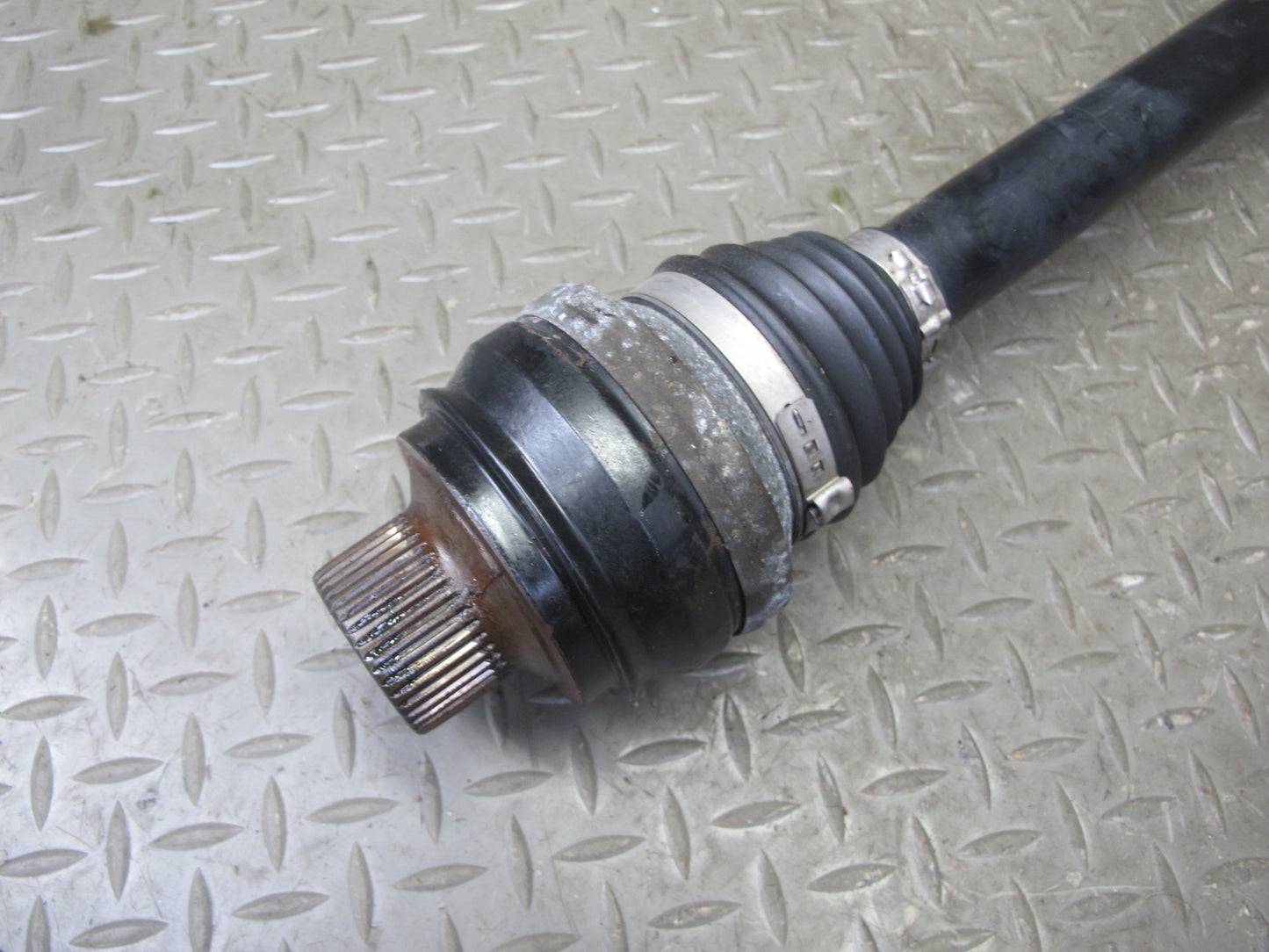 2015-2016 Porsche Macan S Rear Left or Right Suspension Axle Shaft 95B501203C