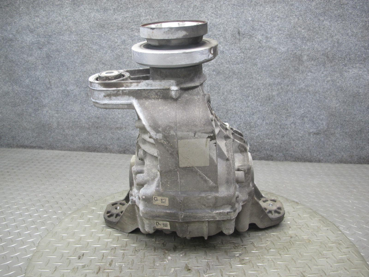 2017-2020 Maserati Levante M161 3.0L AWD Rear Differential Carrier 2.80 Ratio
