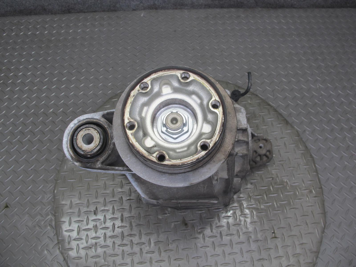 2017-2020 Maserati Levante M161 3.0L AWD Rear Differential Carrier 2.80 Ratio