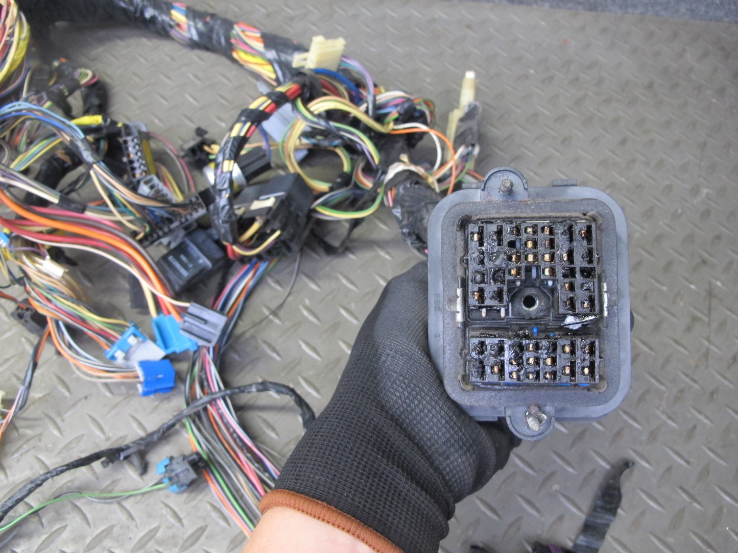 1993 Chevrolet Corvette C4 Coupe A/T Dash Wire Wiring Harness w Fuse Box OEM