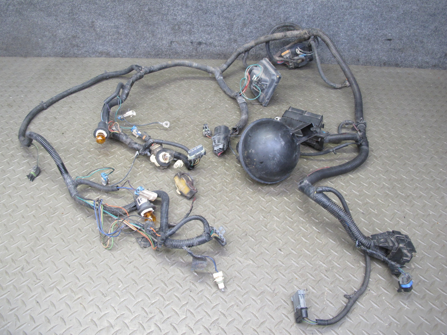 1993 Chevrolet Corvette C4 Front Bumper Headlight Wire Wiring Harness OEM