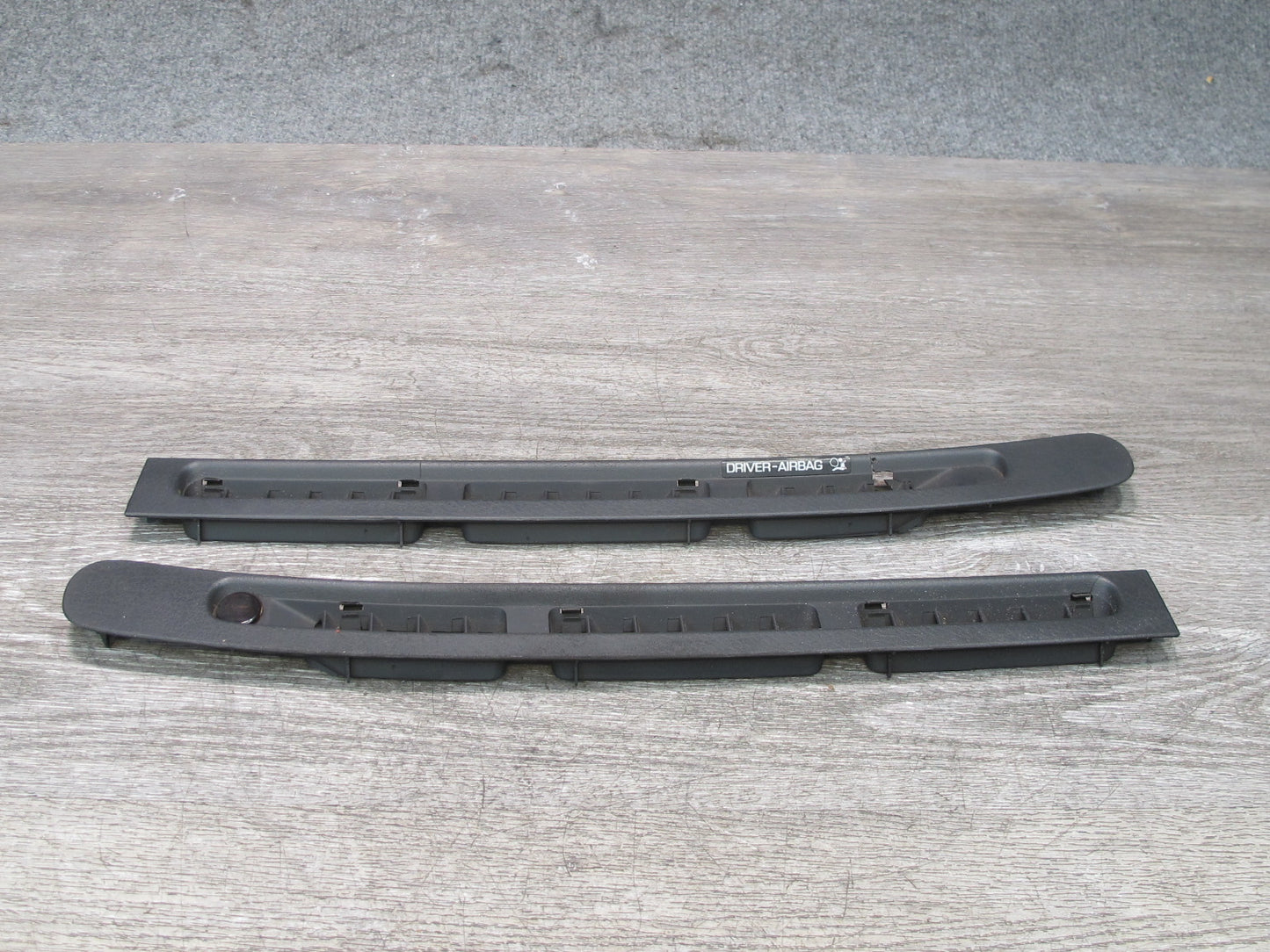 90-95 Nissan Z32 300ZX Dash Front Windshield Defrost Air Vent Grille Set OEM