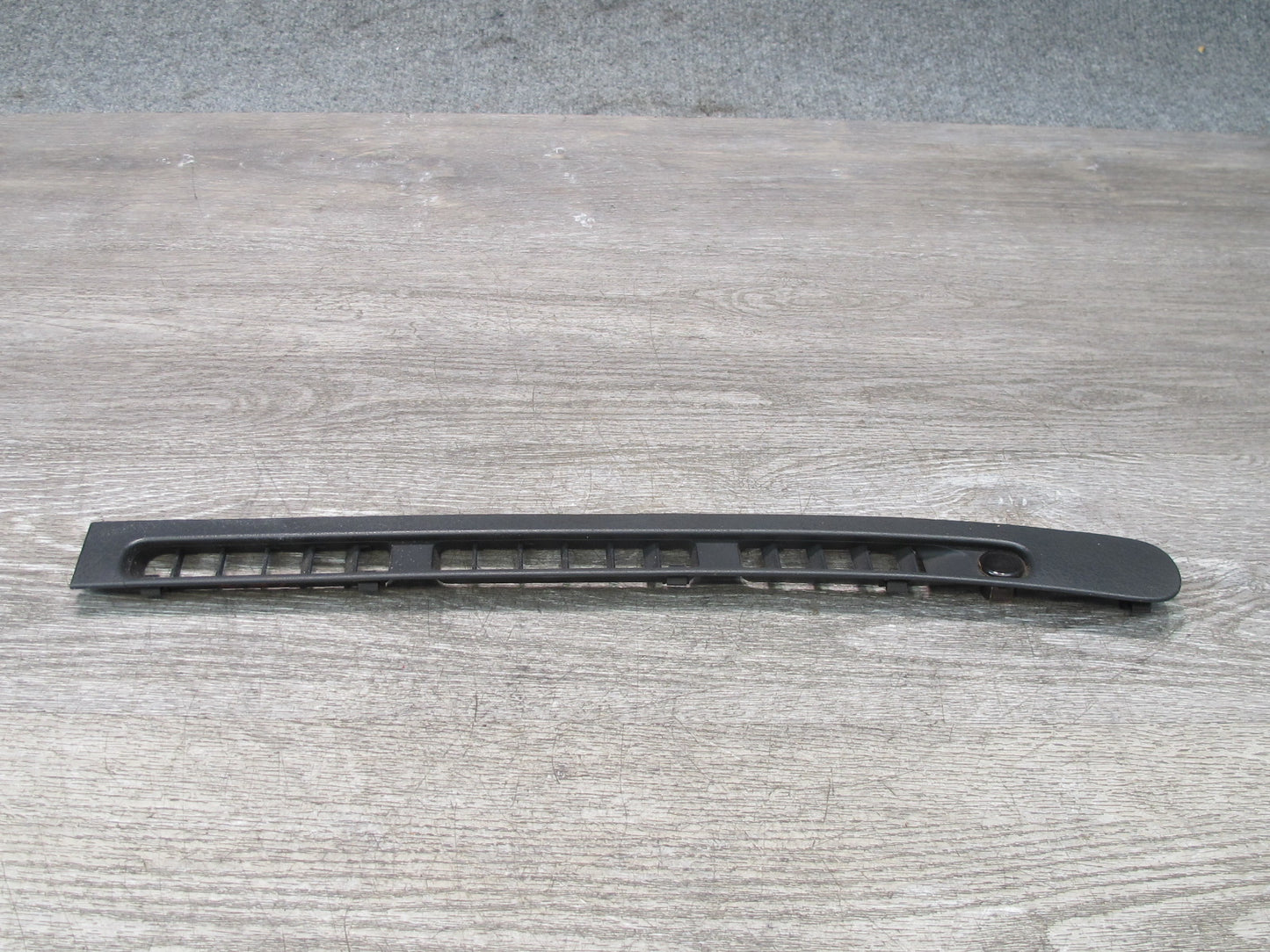 90-95 Nissan Z32 300ZX Dash Front Windshield Defrost Air Vent Grille Set OEM
