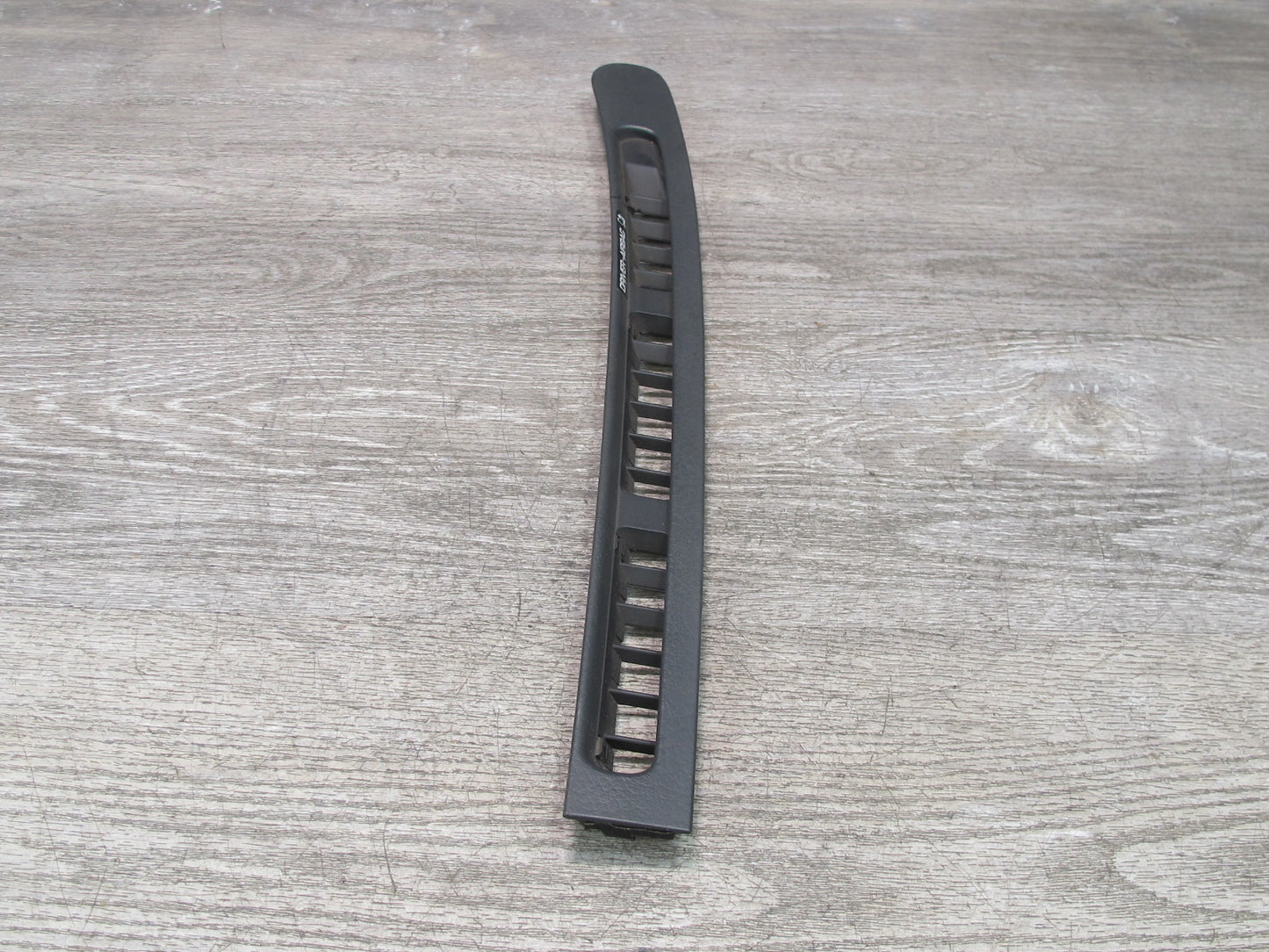 90-95 Nissan Z32 300ZX Dash Front Windshield Defrost Air Vent Grille Set OEM