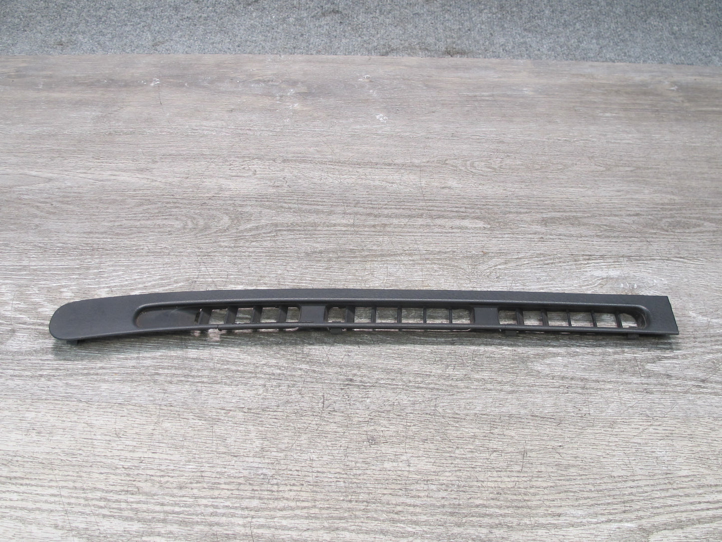 90-95 Nissan Z32 300ZX Dash Front Windshield Defrost Air Vent Grille Set OEM