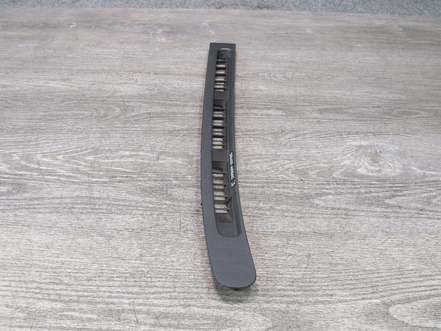 90-95 Nissan Z32 300ZX Dash Front Windshield Defrost Air Vent Grille Set OEM