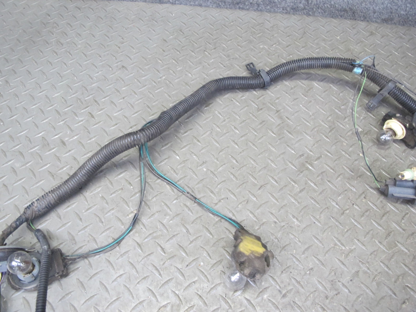 1993 Chevrolet Corvette C4 Coupe Rear Bumper Tail Light Wire Wiring Harness OEM