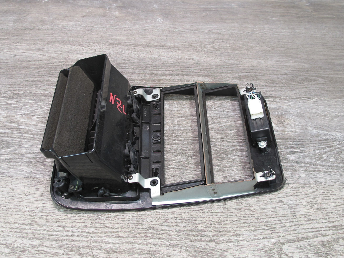 90-91 Nissan Z32 300ZX Dash Center Radio Climate Trim Panel Air Vent w Clock OEM