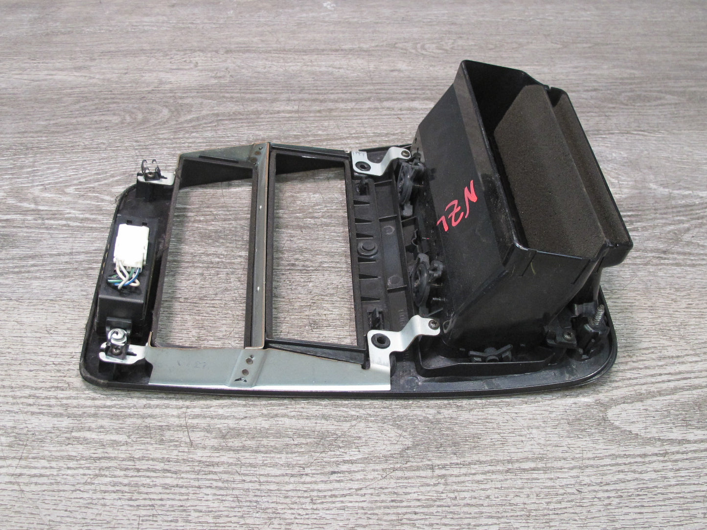 90-91 Nissan Z32 300ZX Dash Center Radio Climate Trim Panel Air Vent w Clock OEM