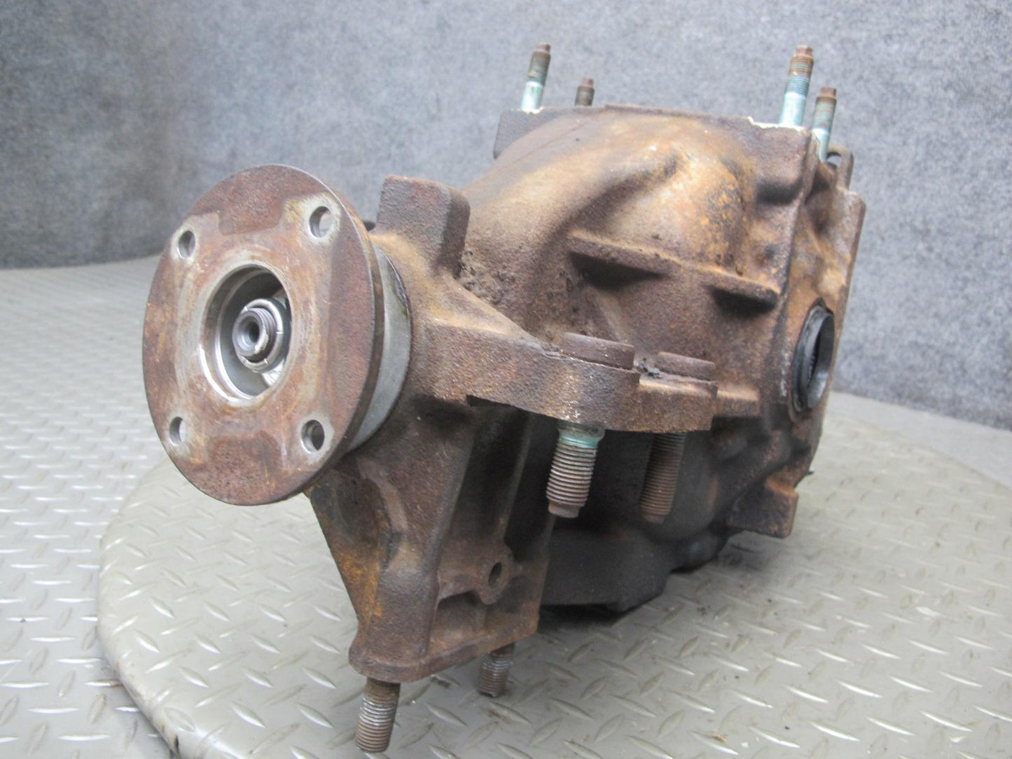 2008 Mazda RX8 A/T Rear Axle Differential Carrier LSD 4.30 Ratio 99K Miles OEM
