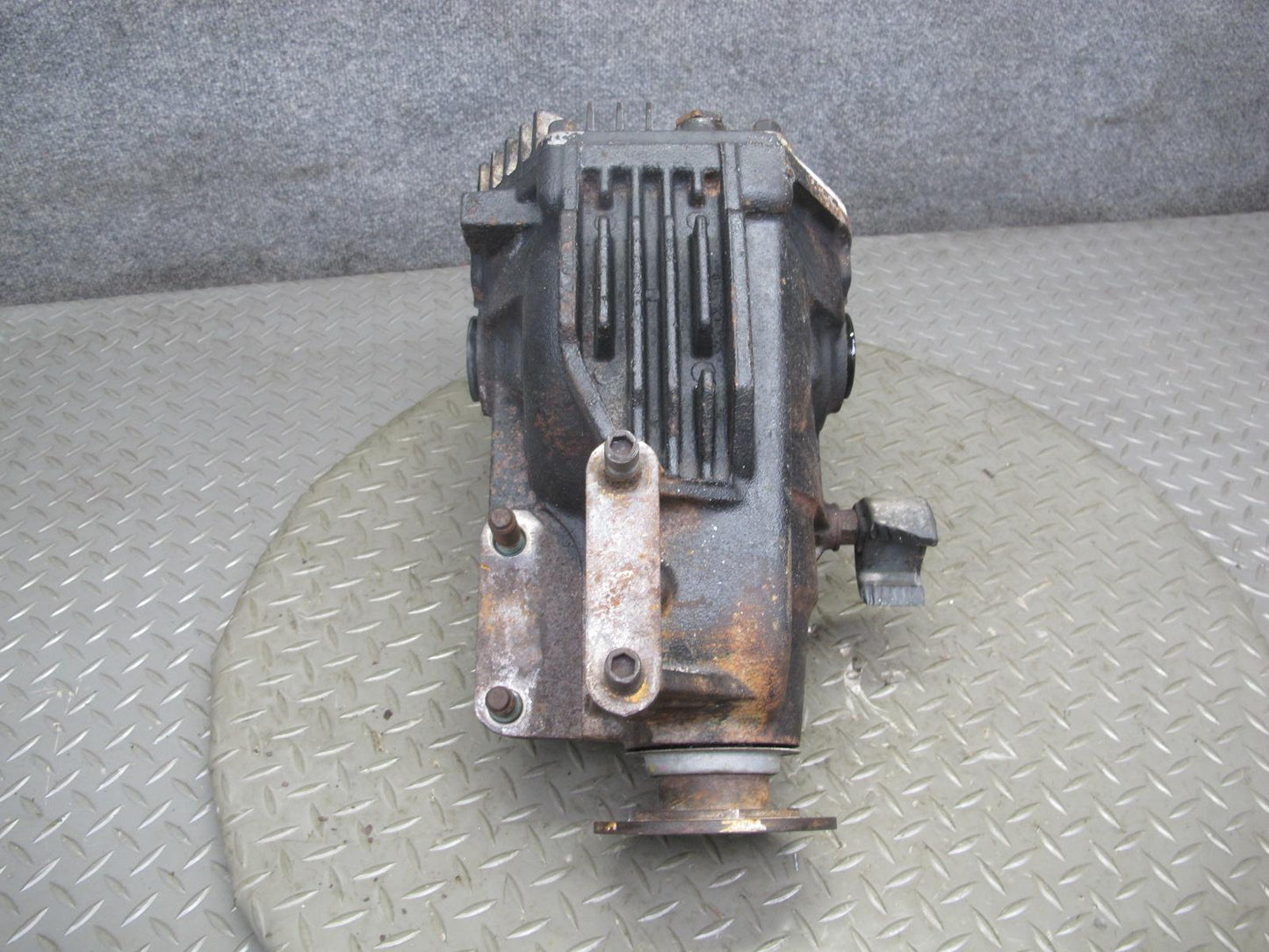 2008 Mazda RX8 A/T Rear Axle Differential Carrier LSD 4.30 Ratio 99K Miles OEM