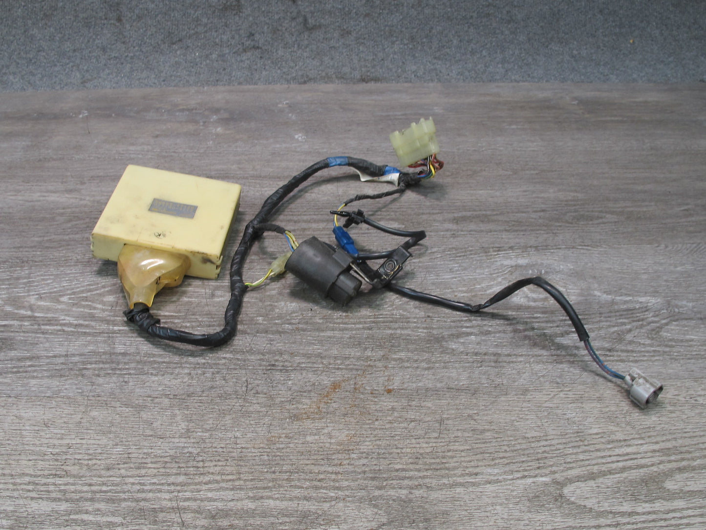 91-92 Toyota SW21L MR2 A/C Air Condition Control Module Amplifier w Wiring OEM