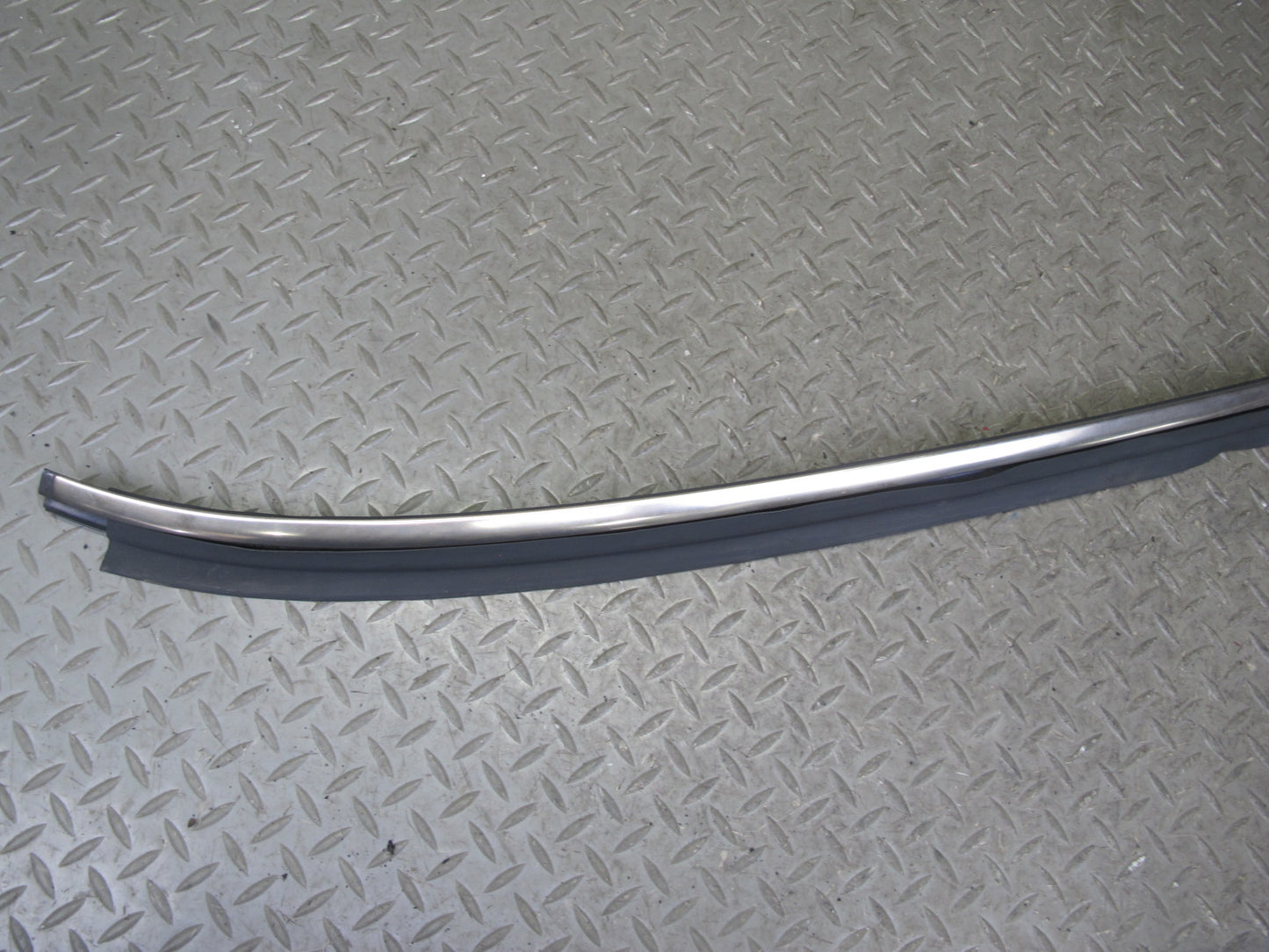 96-99 Mercedes W140 C140 CL Coupe Rear Windshield Chrome Trim Molding Set OEM
