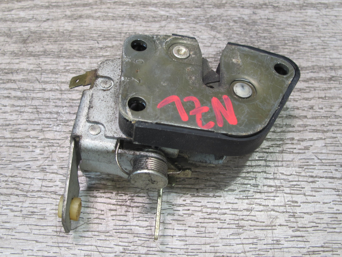 90-96 Nissan Z32 300ZX Rear Trunk Lid Tailgate Liftgate Lock Latch Actuator OEM