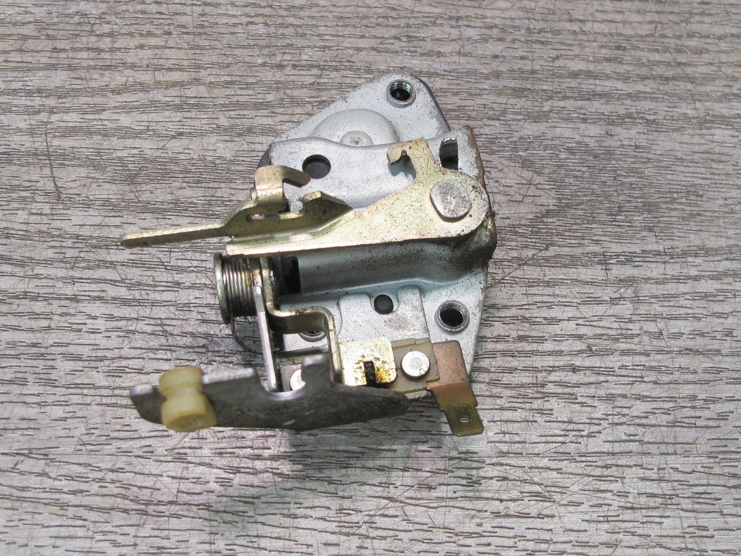 90-96 Nissan Z32 300ZX Rear Trunk Lid Tailgate Liftgate Lock Latch Actuator OEM