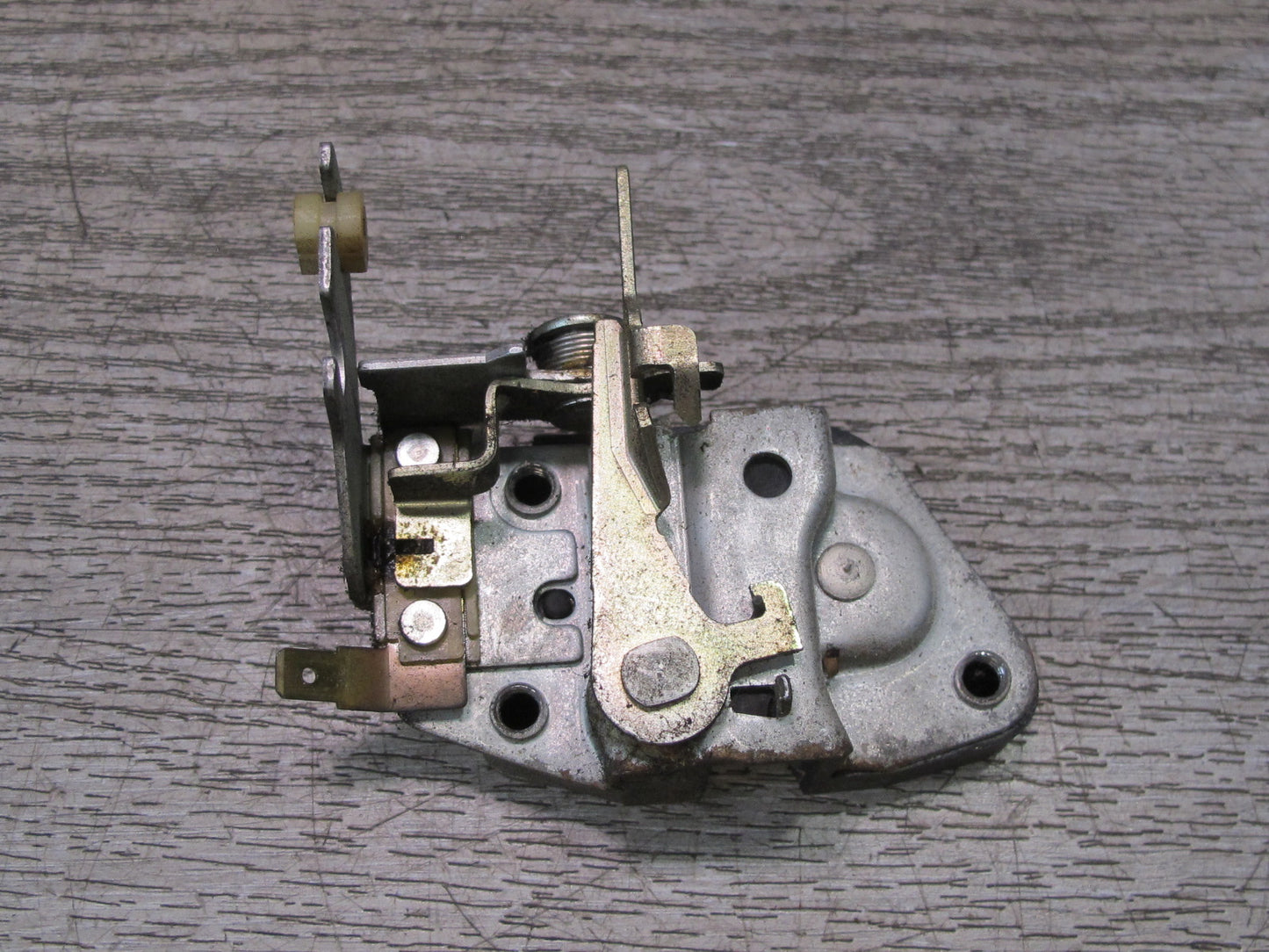 90-96 Nissan Z32 300ZX Rear Trunk Lid Tailgate Liftgate Lock Latch Actuator OEM