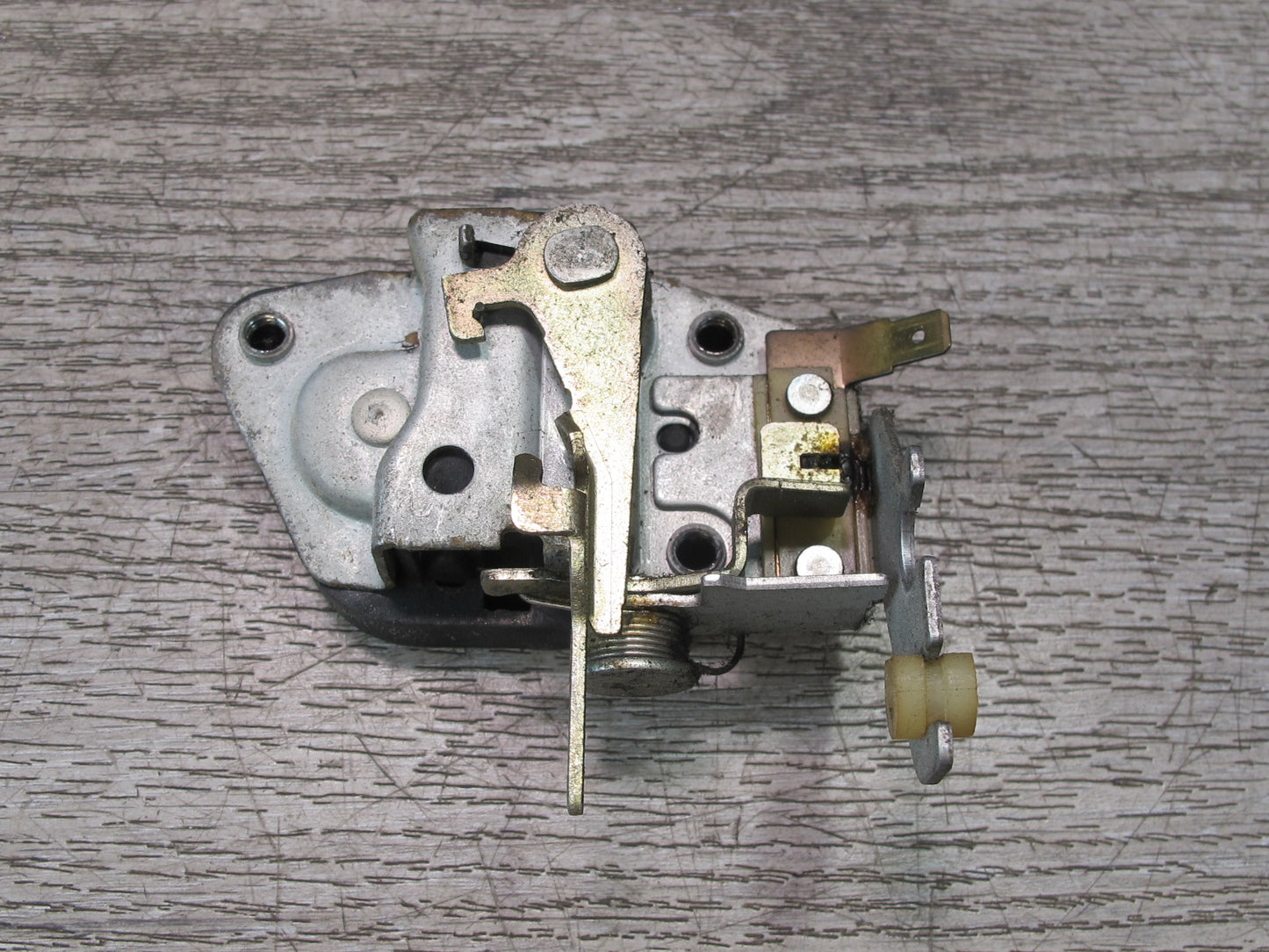 90-96 Nissan Z32 300ZX Rear Trunk Lid Tailgate Liftgate Lock Latch Actuator OEM