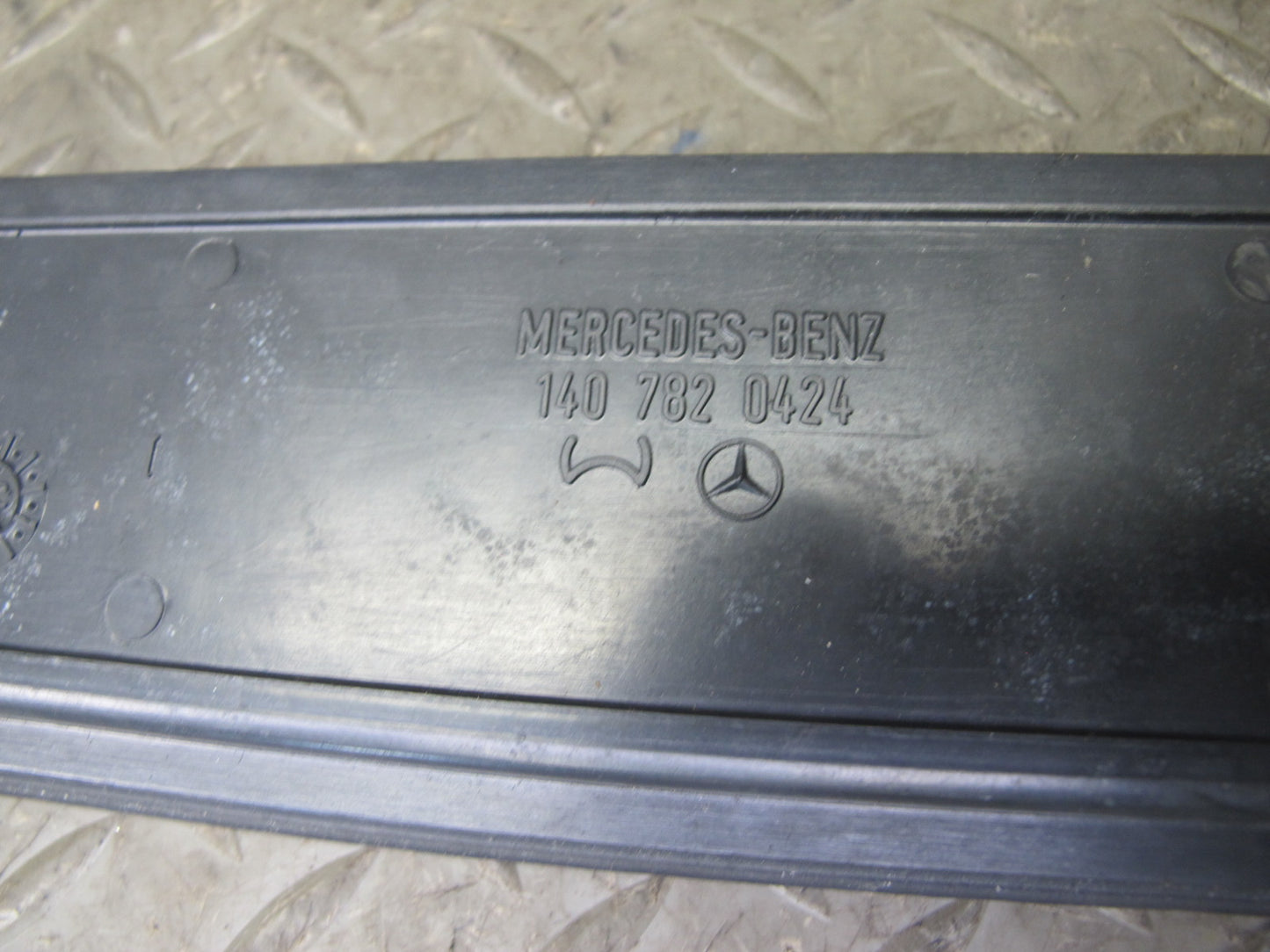 96-98 Mercedes W140 C140 CL Coupe Sunroof Hinge Bracket Support Panel OEM