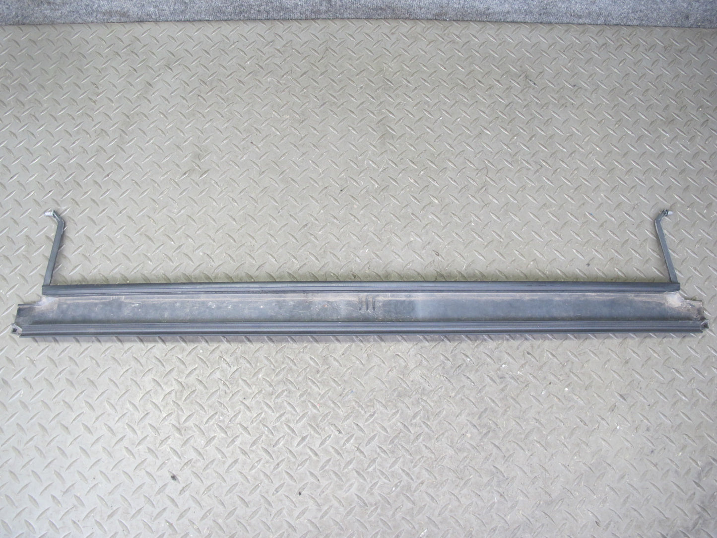96-98 Mercedes W140 C140 CL Coupe Sunroof Hinge Bracket Support Panel OEM