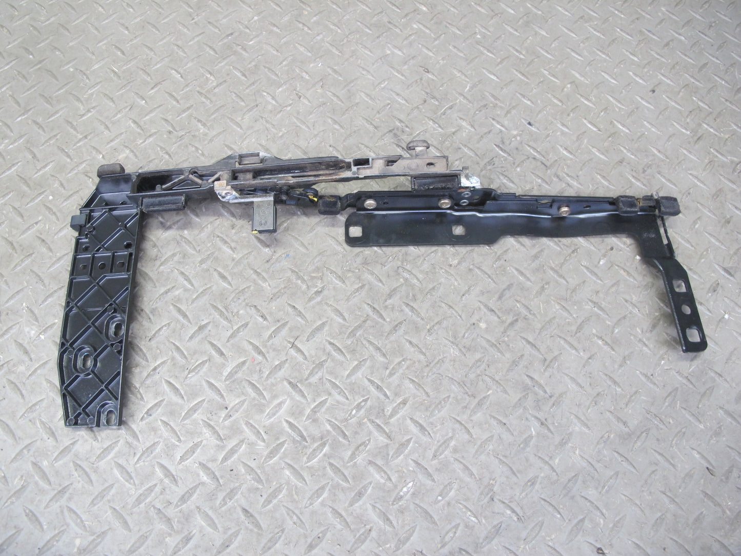 96-98 Mercedes W140 C140 CL Coupe Sunroof Hinge Bracket Support Panel OEM