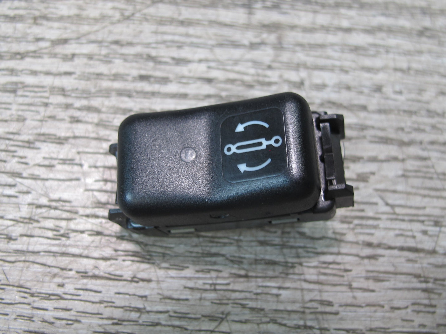 96-99 Mercedes W140 C140 Cl-class ADS Adaptive Damping Suspension Switch OEM