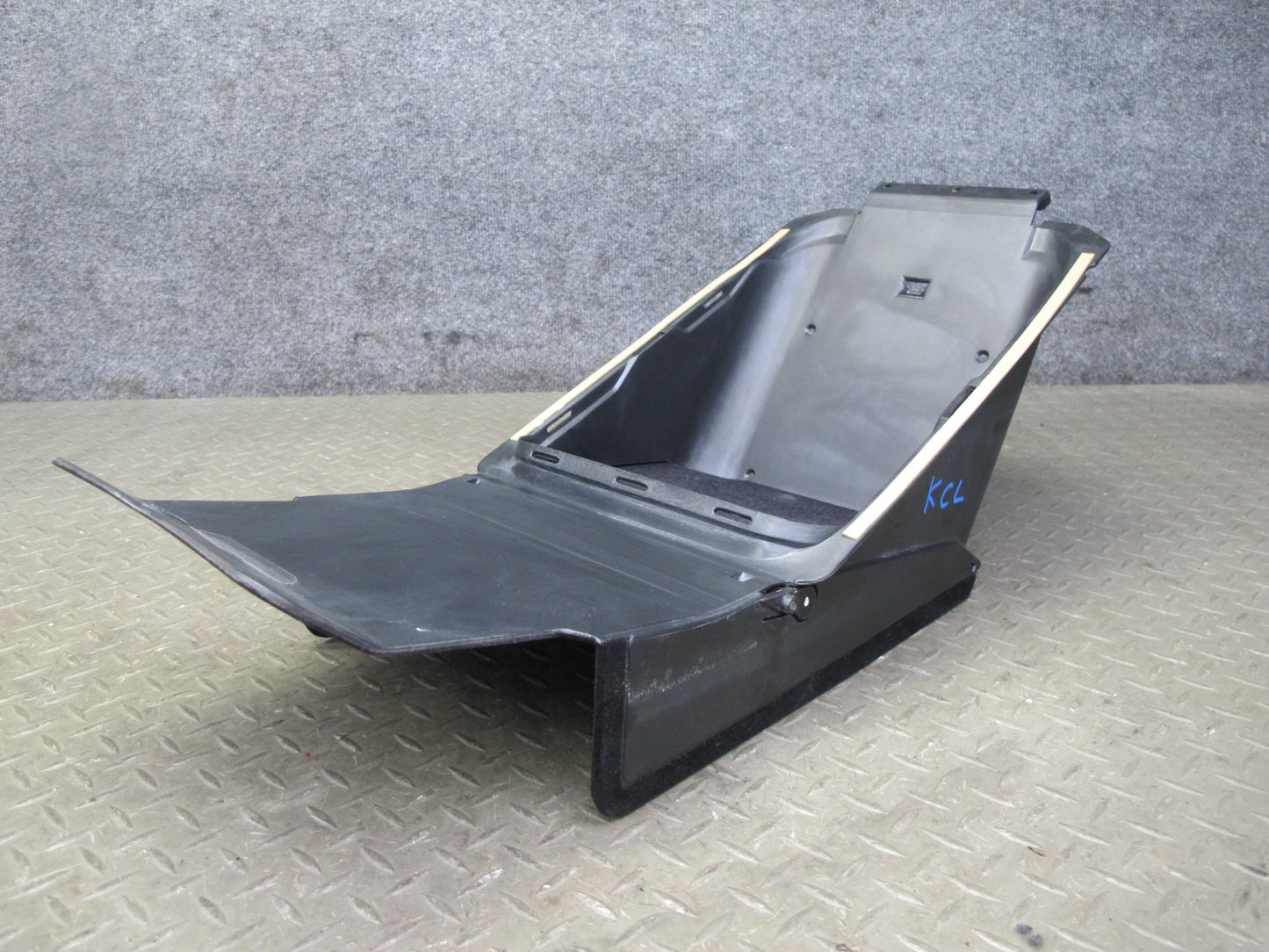 96-99 Mercedes W140 C140 Cl-class Coupe Rear Center SKI BAG Storage OEM