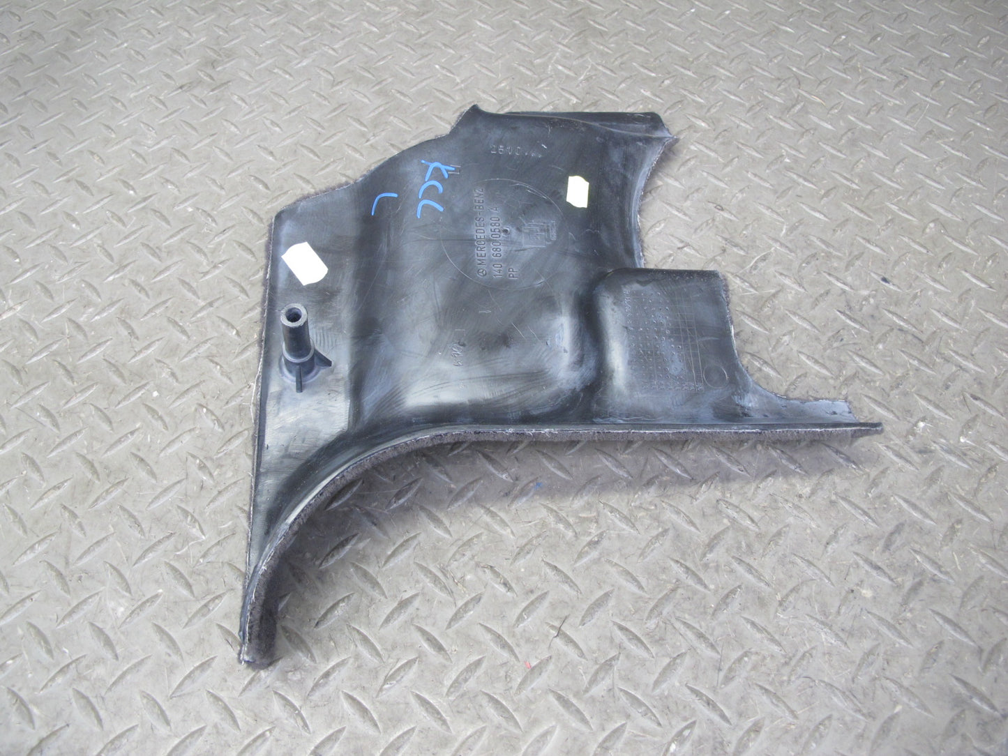 96-99 Mercedes W140 C140 Cl-class Front Left Carpet Kick Trim Cover Panel OEM