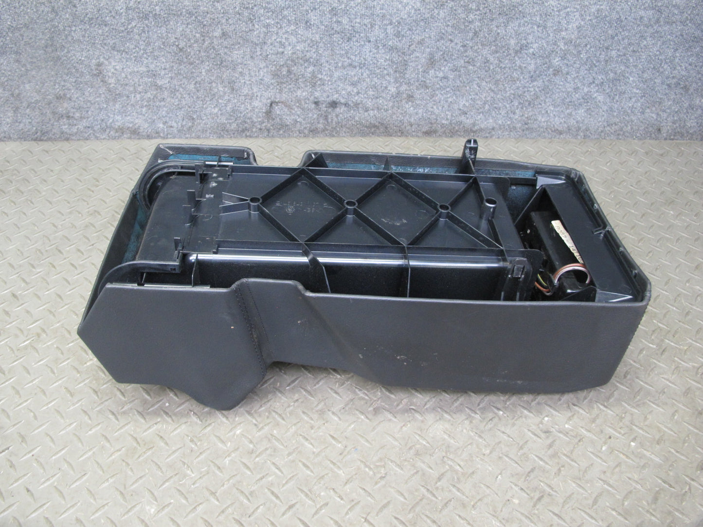 96-99 Mercedes W140 C140 CL Coupe Rear Center Console Compartment Storage OEM