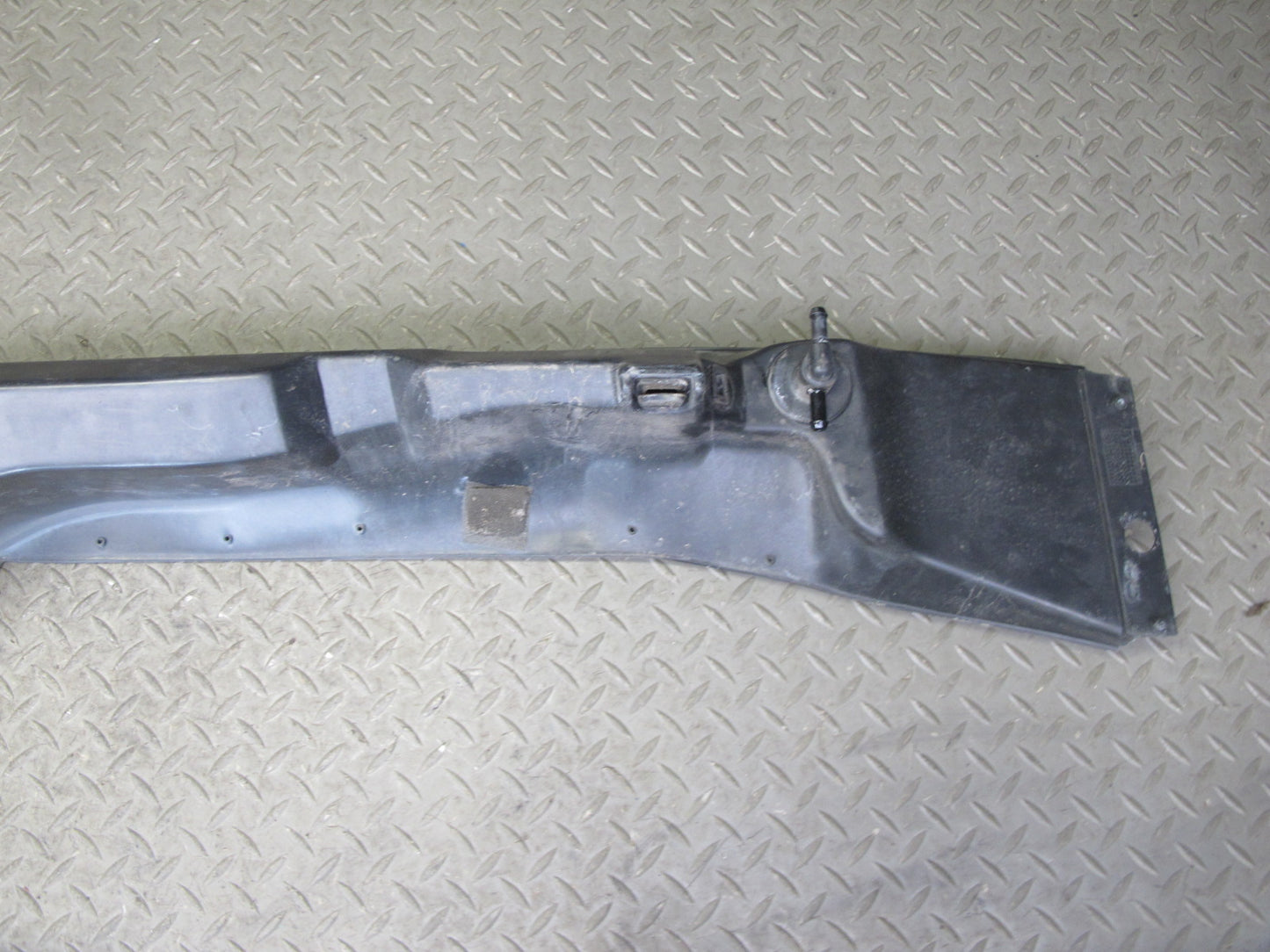 96-99 Mercedes W140 C140 Cl-class Coupe Set of 2 Front Wiper Cowl Trim Panel OEM