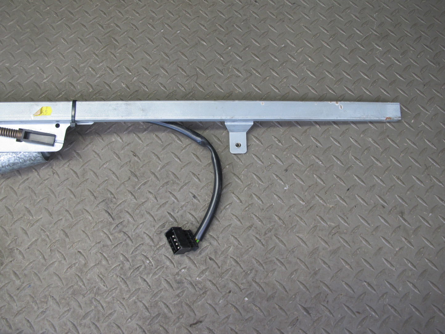 96-99 MERCEDES W140 COUPE CL600 FRONT RIGHT & LEFT SIDE SEATBELT RETRACTOR W/ EXTENDER FEEDER SET OEM