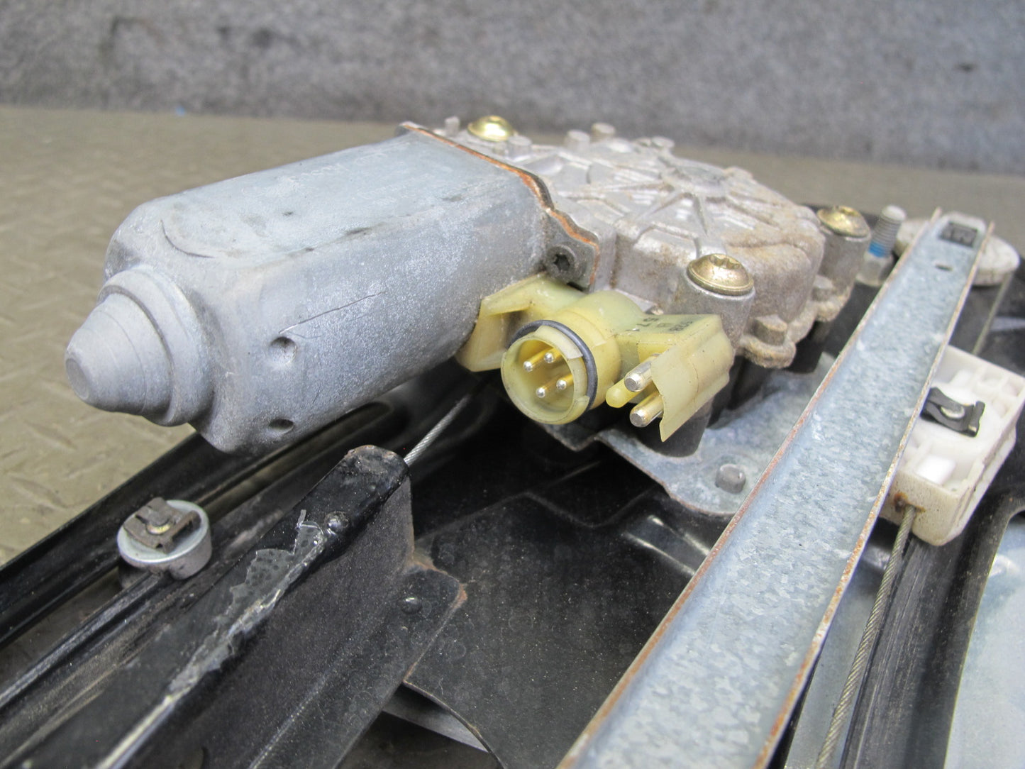 96-99 Mercedes W140 C140 Cl-class Coupe Rear Left Window Regulator w Motor OEM