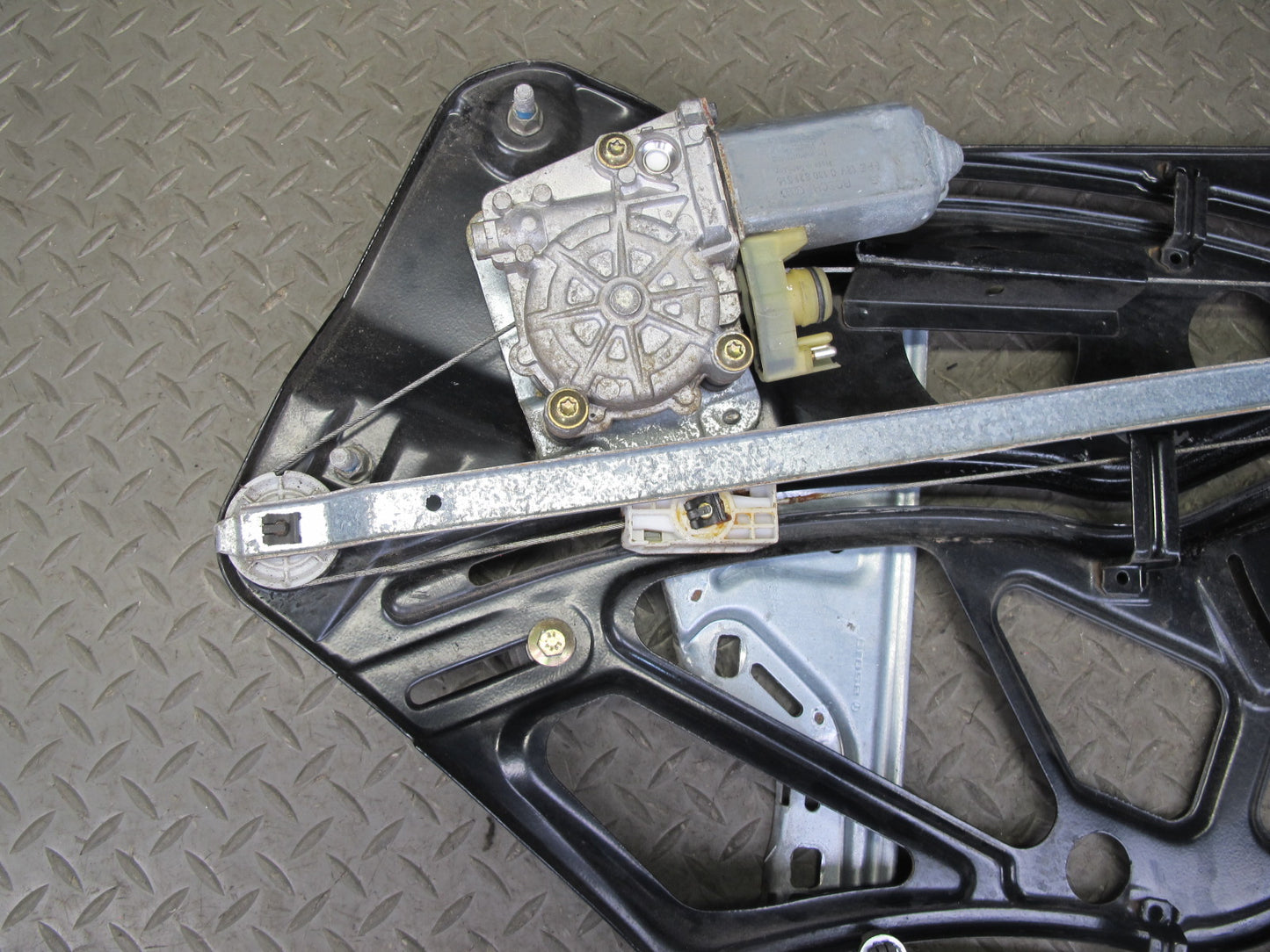 96-99 Mercedes W140 C140 Cl-class Coupe Rear Right Window Regulator w Motor OEM