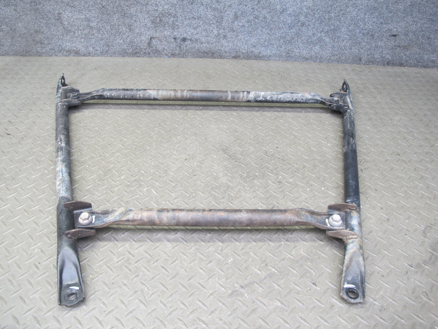 00-05 Toyota MR2 Spyder ZZW30L Under Body Brace Support OEM