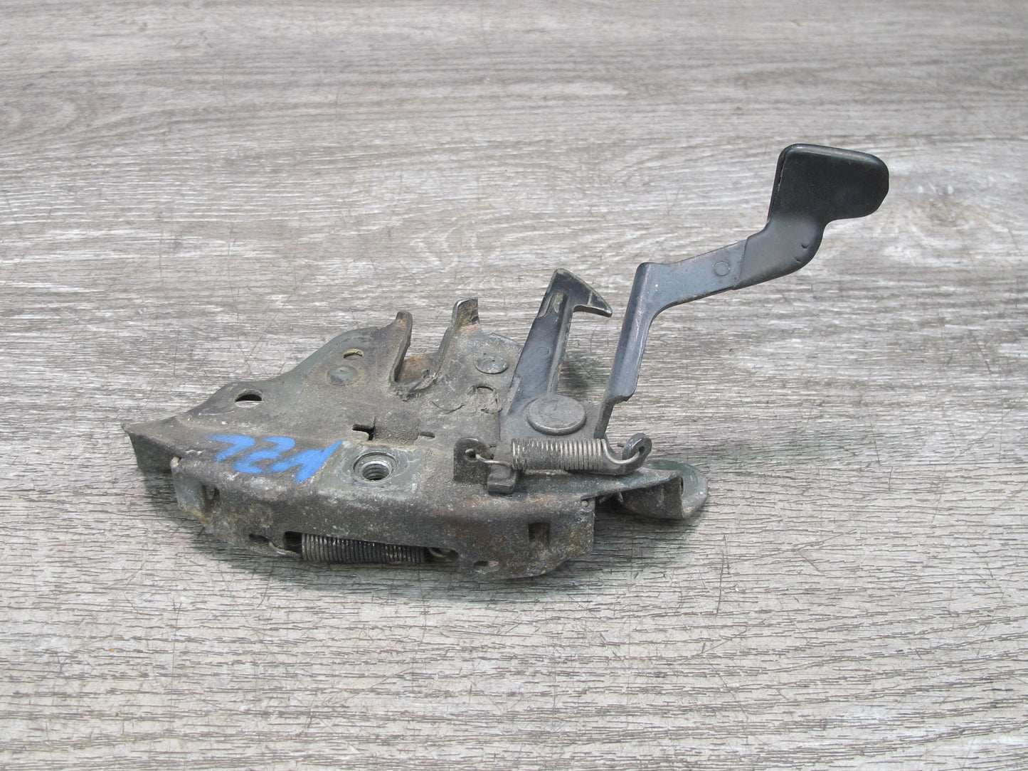 90-96 Nissan 300ZX Z32 Coupe Front Hood Lock Latch OEM