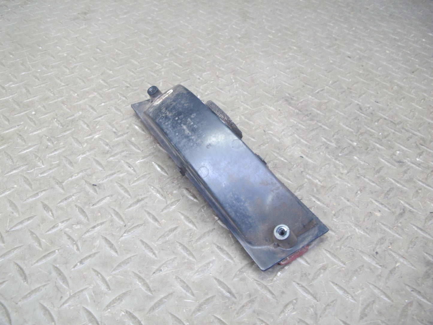 91-96 Chevrolet Corvette C4 Rear Center 3RD Brake Light 16514080 OEM