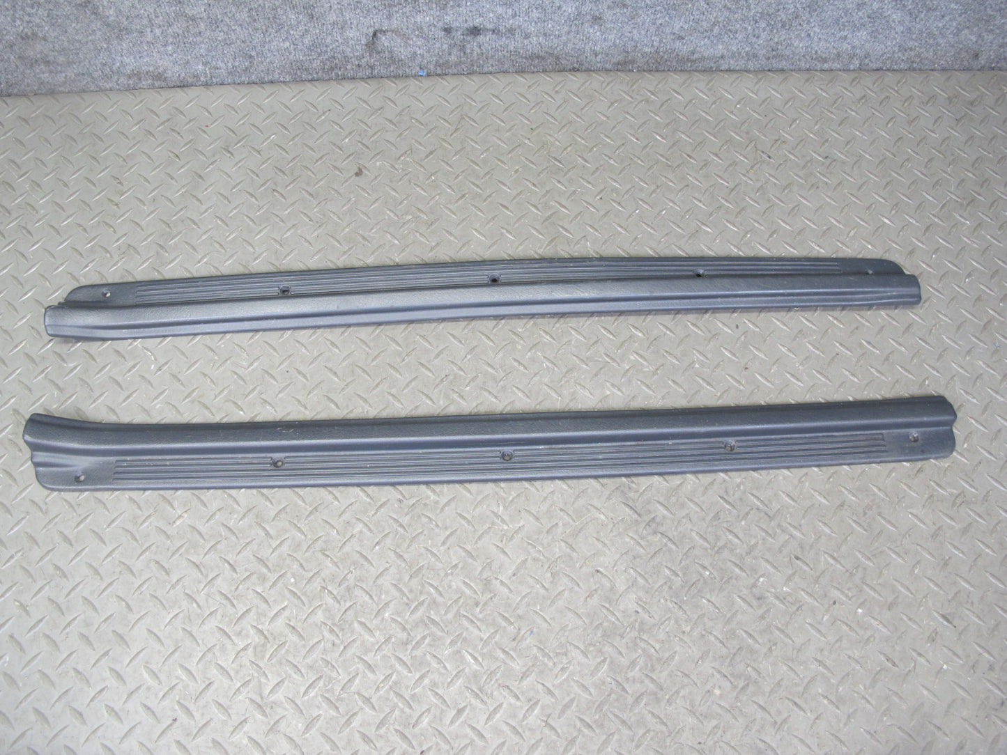 90-96 Nissan Z32 300ZX 2+0 Set of 2 Left & Right Door Scuff Sill Plate Trim OEM