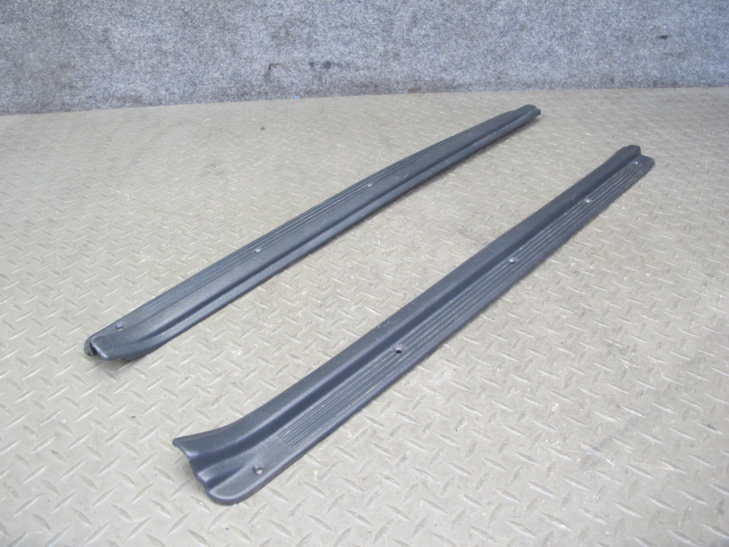 90-96 Nissan Z32 300ZX 2+0 Set of 2 Left & Right Door Scuff Sill Plate Trim OEM