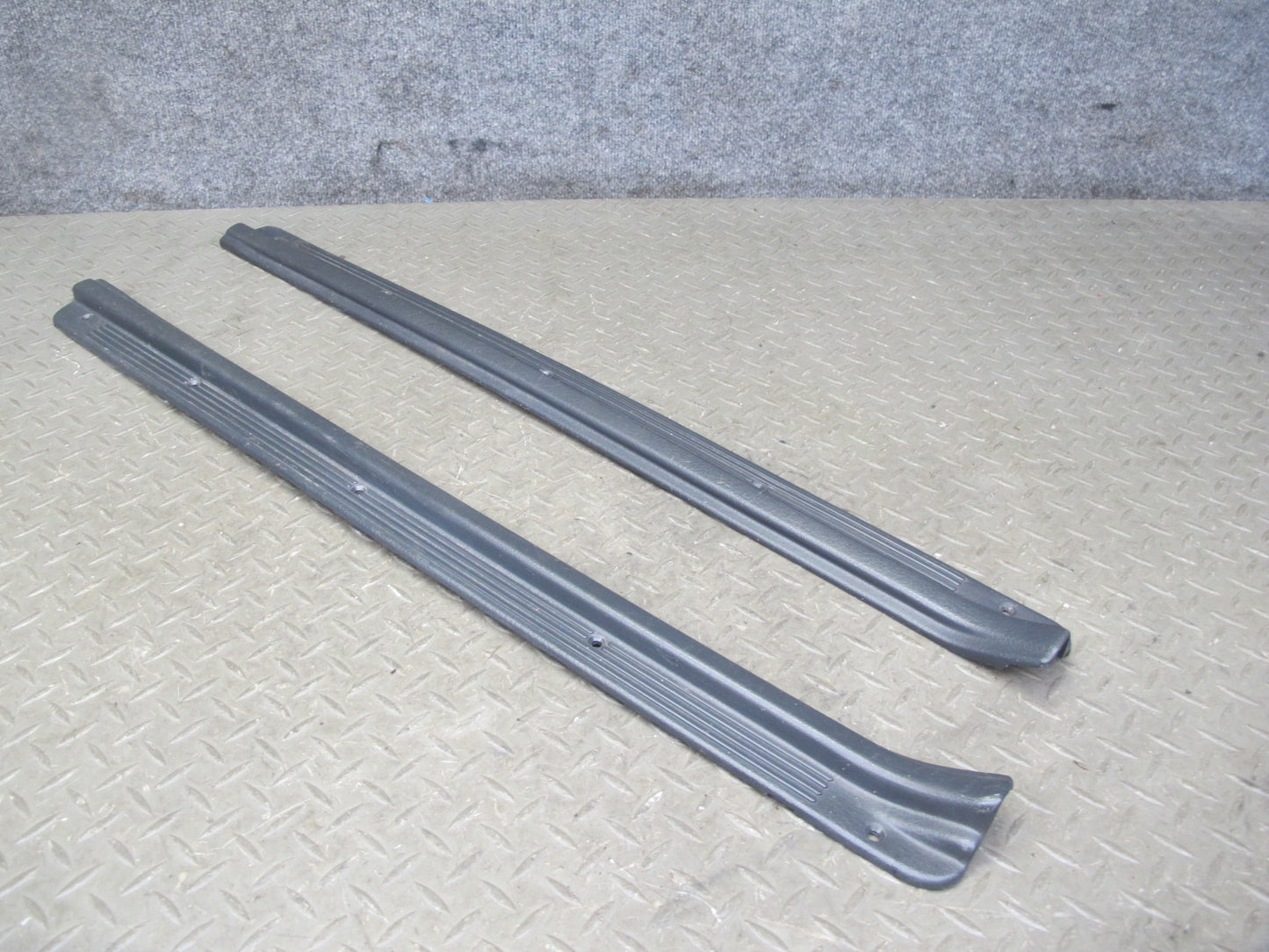 90-96 Nissan Z32 300ZX 2+0 Set of 2 Left & Right Door Scuff Sill Plate Trim OEM