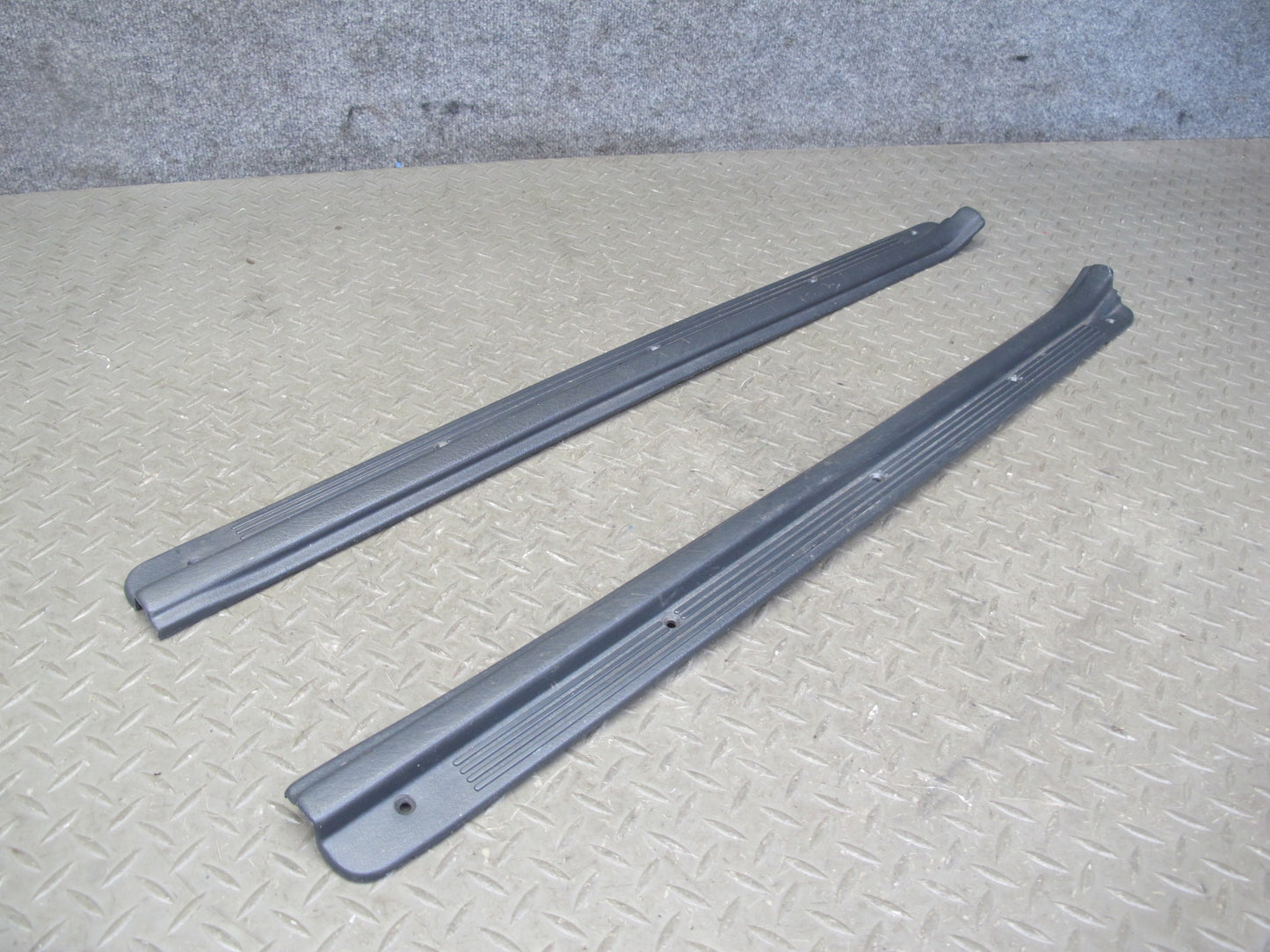 90-96 Nissan Z32 300ZX 2+0 Set of 2 Left & Right Door Scuff Sill Plate Trim OEM