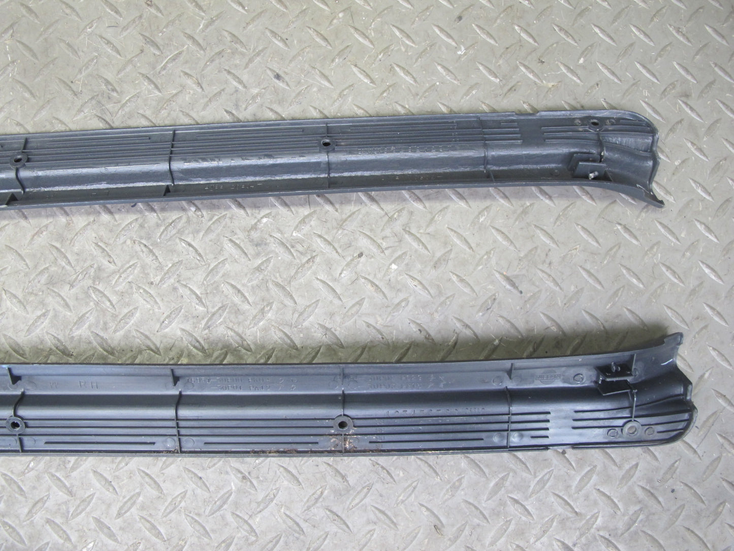 90-96 Nissan Z32 300ZX 2+0 Set of 2 Left & Right Door Scuff Sill Plate Trim OEM