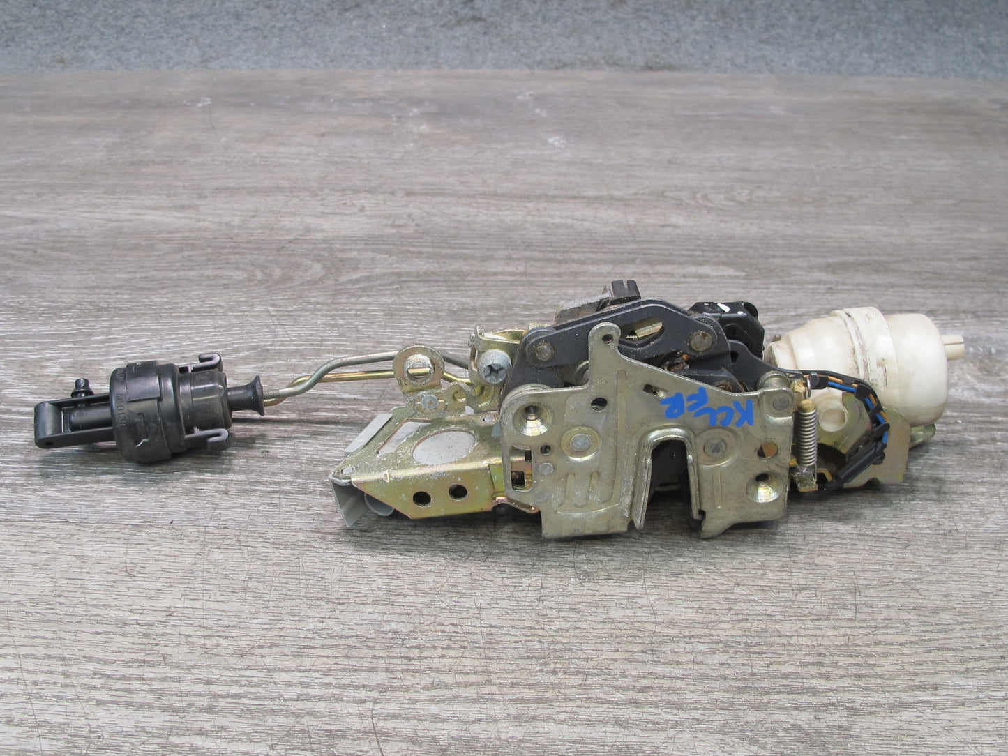 96-99 Mercedes W140 C140 CL Coupe Right Door Lock Latch Actuator OEM