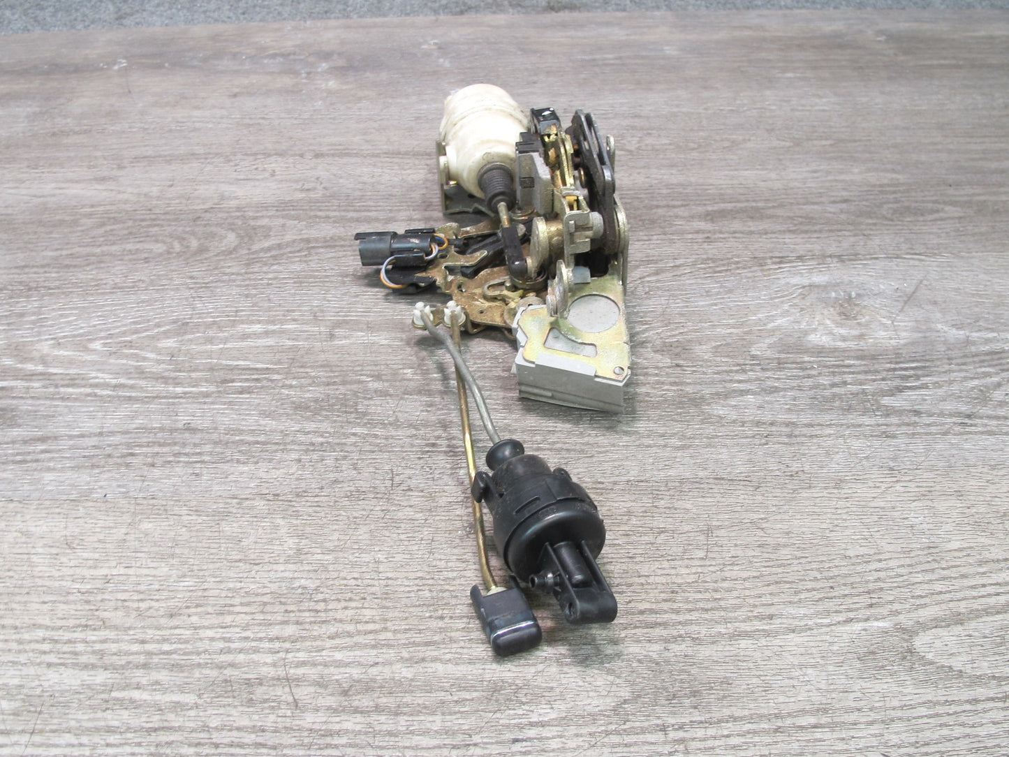 96-99 Mercedes W140 C140 CL Coupe Right Door Lock Latch Actuator OEM
