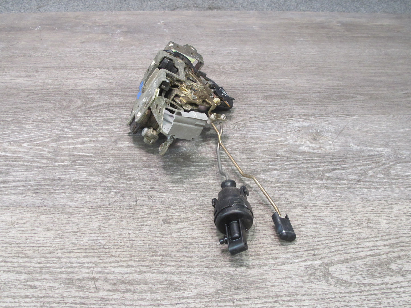 96-99 Mercedes W140 C140 CL Coupe Right Door Lock Latch Actuator OEM