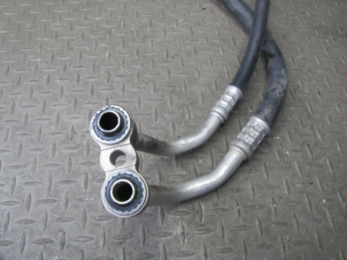 1993 Chevrolet Corvette C4 A/C Air Condition Hose Pipe Line Dryer Set OEM
