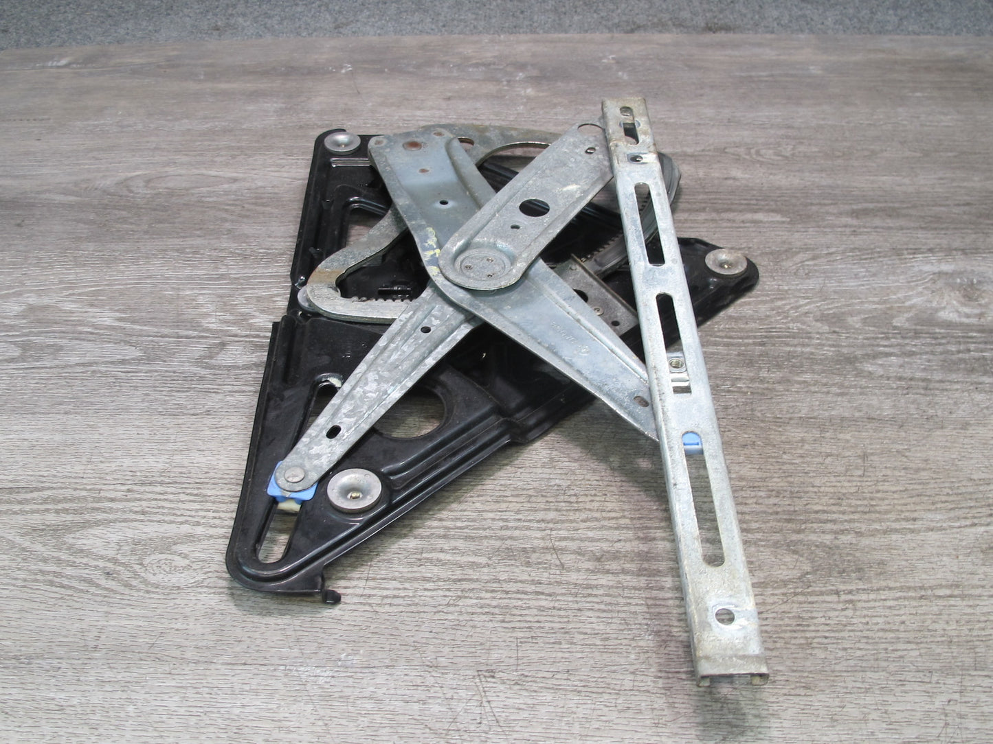 96-99 Mercedes W140 C140 Cl-class Coupe Left Door Window Regulator w Motor OEM