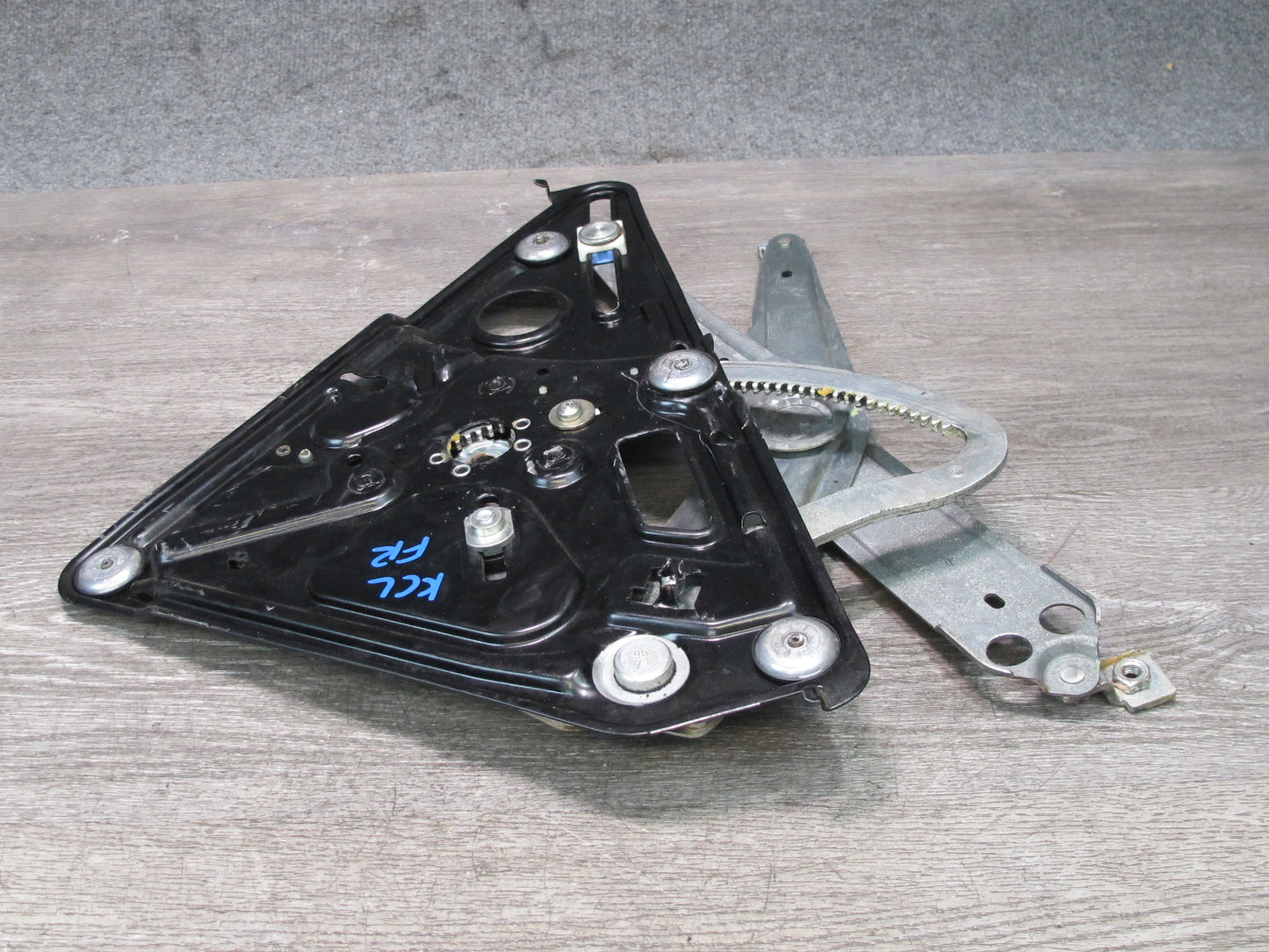 96-99 Mercedes W140 C140 Cl-class Coupe Right Door Window Regulator w Motor OEM