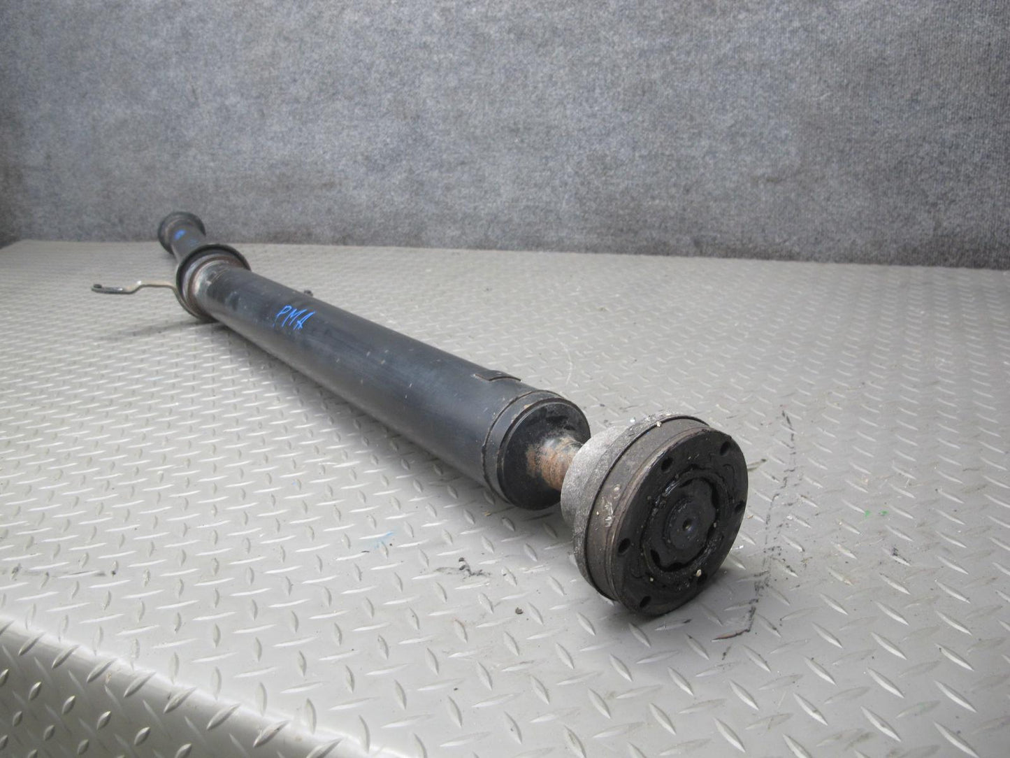 2015-2016 Porsche Macan 3.0L 3.6L AWD Rear Driveshaft Drive Shaft 126K 95B521101
