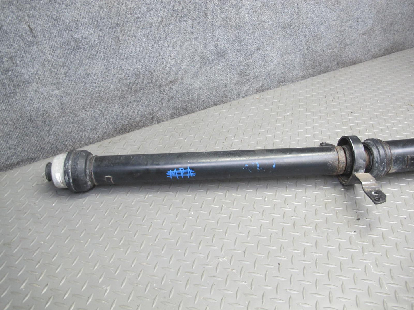 2015-2016 Porsche Macan 3.0L 3.6L AWD Rear Driveshaft Drive Shaft 126K 95B521101