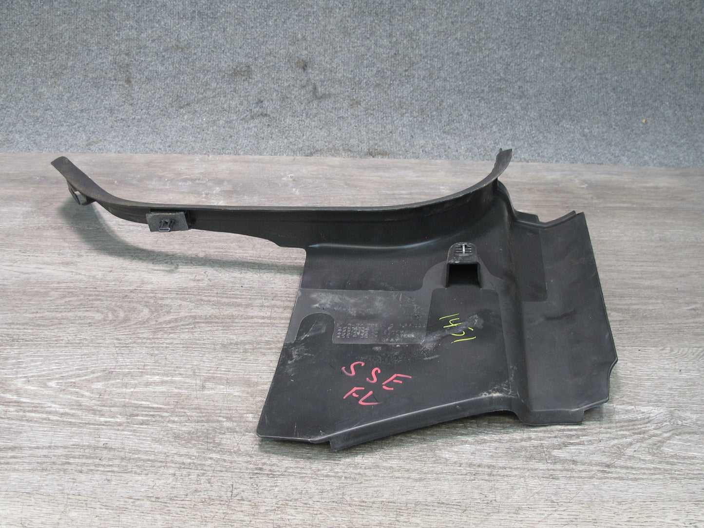 07-10 Saturn SKY Pontiac Solstice Set of 2 Front Kick Trim Cover Panel OEM