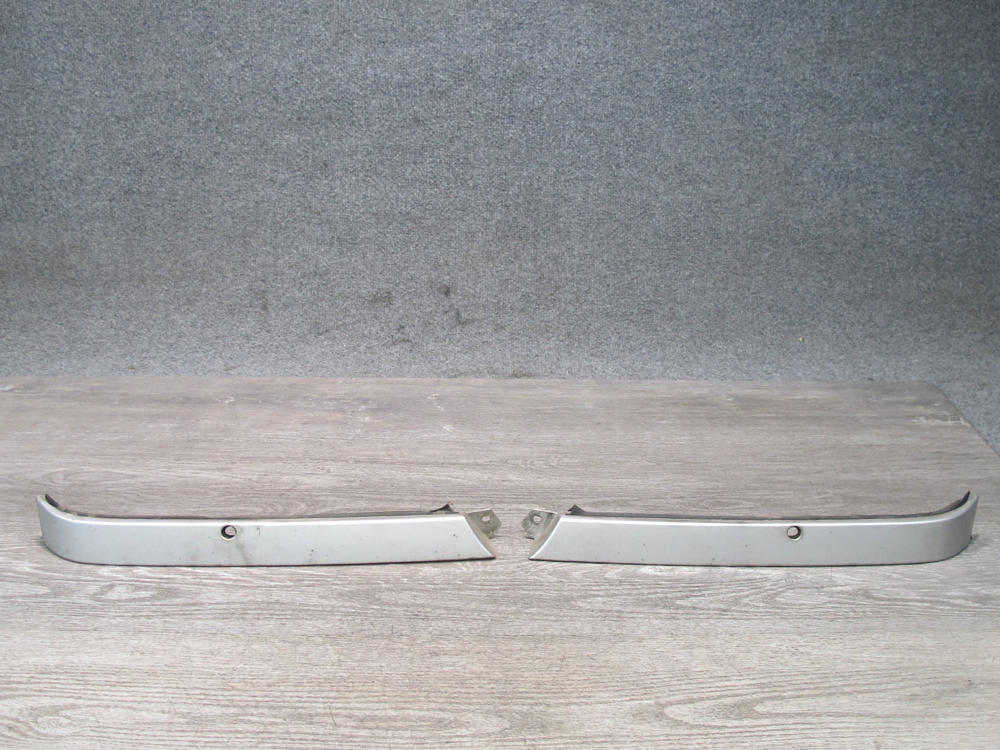 96-99 Mercedes W140 C140 Cl-class Set of 2 Front Headlight Lamp Trim Panel OEM